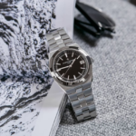 Vacheron Constantin Overseas Self-Winding Watch 41 MM - Image 4
