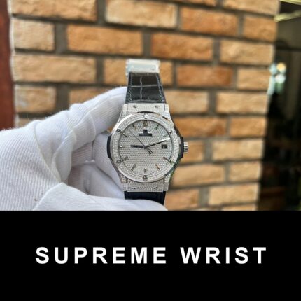Hublot Classic Fusion Full Diamond Replica Watch Black 1:1 Super Clone