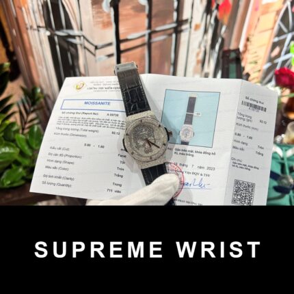 Hublot Classic Fusion With Moissanite Replica Watch Leather Strap 1:1 Super Clone