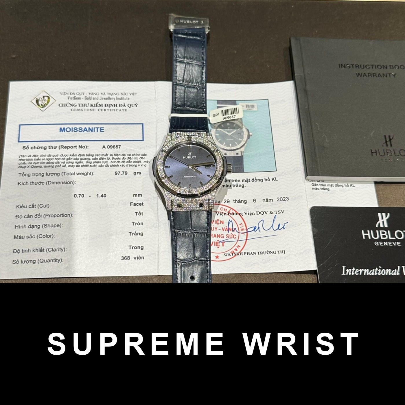hublot-replica-watch-with-full-diamond-moissanite-blue-4768.jpg Hublot Replica Watch With Full Diamond Moissanite Blue 1:1 Super Clone - Image 1