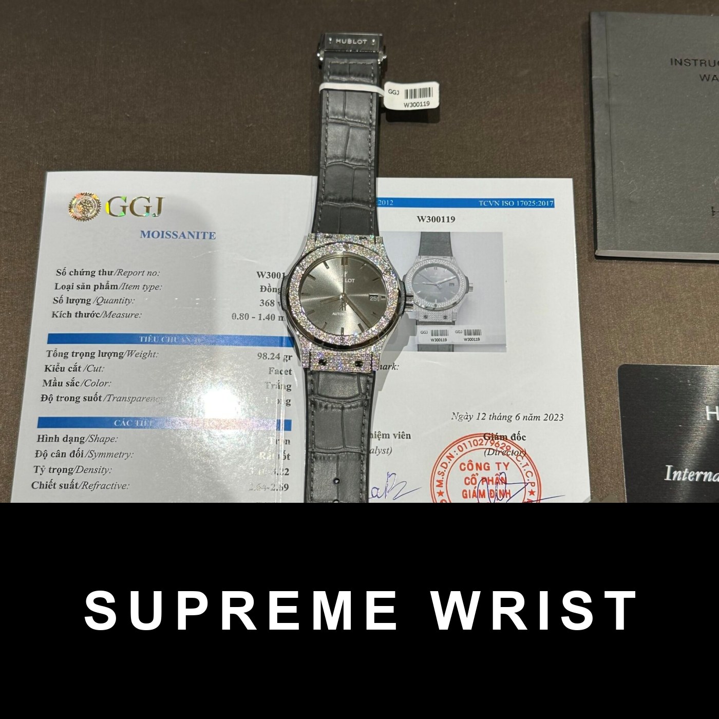hublot-replica-watch-with-full-diamond-moissanite-gray-leather-strap-4739.jpg Hublot Replica Watch With Full Diamond Moissanite Gray Leather Strap 1:1 Super Clone - Image 1