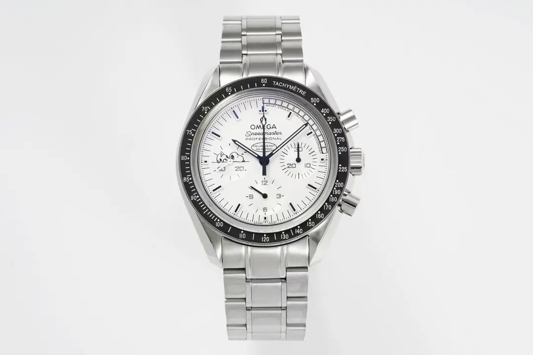 src_0-215.webp Omega Speedmaster 9300 Silver Chronograph - Image 1