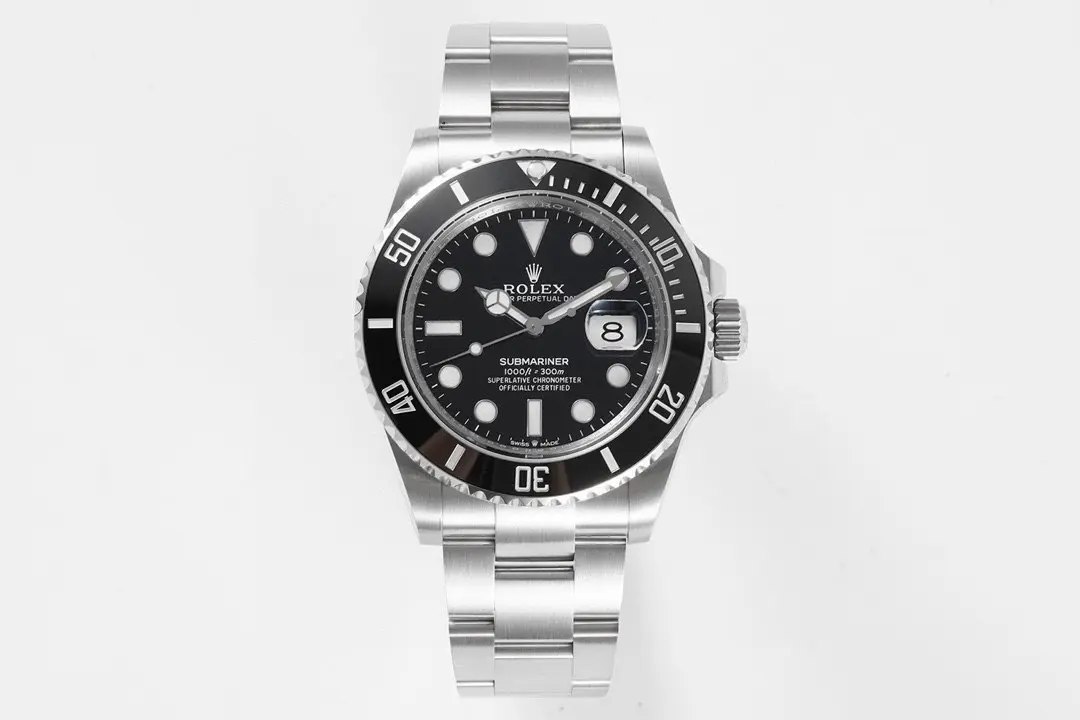 src_0-50.webp Rolex Submariner 41mm Black Dial Stainless Steel Watch – High Value Diver’s Watch - Image 1