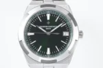 Vacheron Constantin Overseas 4500V Series – 41mm Stainless Steel Watch with Green Dial and Steel Bracelet - Image 3