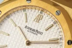 Audemars Piguet Royal Oak 15202 Gold Watch - Image 5
