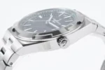 Vacheron Constantin Overseas 4500V Series – 41mm Stainless Steel Watch with Green Dial and Steel Bracelet - Image 6