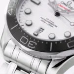 Omega Seamaster 300M White Dial Steel Bracelet - Image 6
